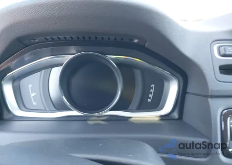 2016 Volvo Xc70 T5 Platinum from USA, damaged, VIN YV4612NM1G1265316